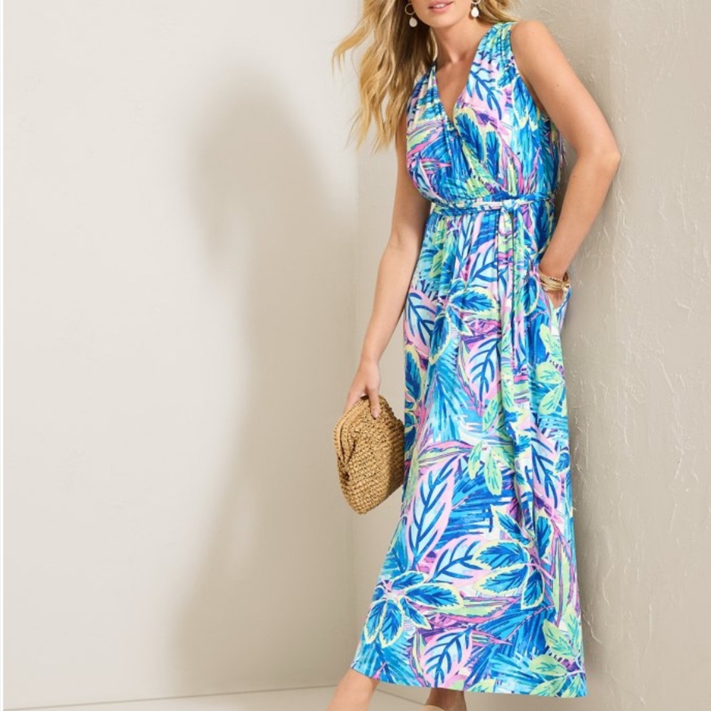 NWT, Tommy Bahama Blue and Green Leaf Print Midi Dress